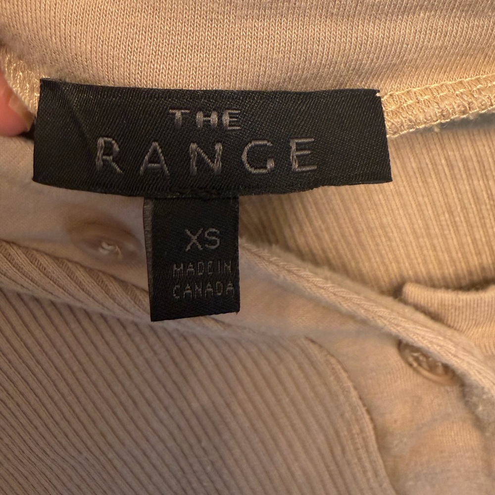 The Range Ribbed Button-Front Off-Shoulder Long S… - image 3